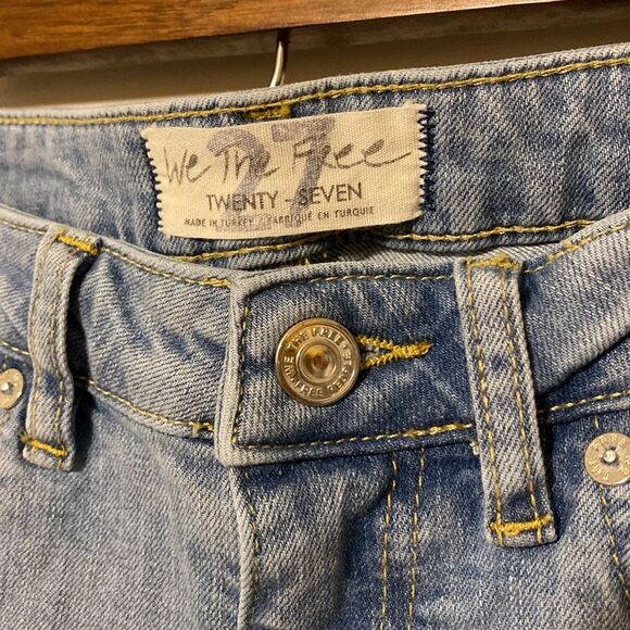 We the Free Liv Crop Flare Low Rise Jeans Women's Size 27 9785324 - Picture 7 of 13